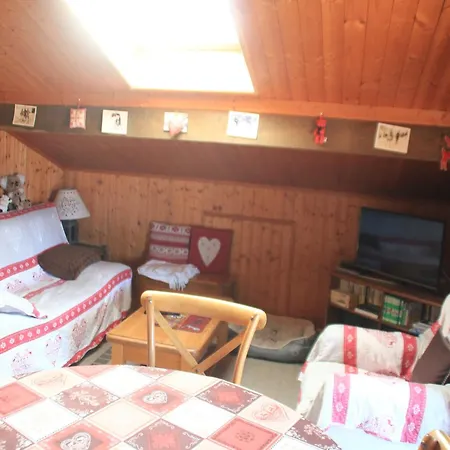 Apartment For 4 People In Auvergne *